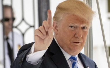 Donald Trump acuză operatorii reţelelor de socializare că reduc la tăcere milioane de oameni, prin cenzură