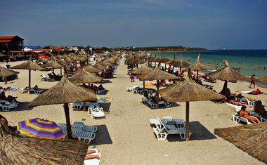 Turiştii străini sosiţi în România au cheltuit în medie 2.409 lei în primul semestru, o creştere de 9,6% 