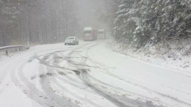 Direcţia de Drumuri Judeţene Caraş-Severin a cumpărat servicii de deszăpezire de peste 10 milioane de lei 