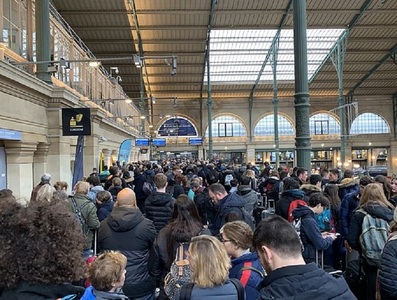 Haos în serviciile feroviare Eurostar miercuri, vameşii francezi demonstrând cum ar fi Brexitul fără acord