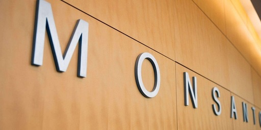 Un bărbat din California care acuză că un erbicid al Monsanto i-a provocat cancer a obţinut o despăgubire de 80 de milioane de dolari