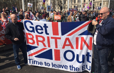 ANALIZĂ: Informarea corectă a operatorilor de transport rămâne o provocare în cazul unui Brexit