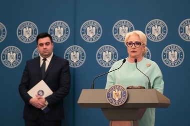 Contractele pentru prima secţiune a autostrăzii Piteşti - Sibiu, pentru Lotul 3 al Autostrăzii Centură Sud a Municipiului Bucureşti şi pentru Sistemul de siguranţă şi automatizare a traficului pentru Metroul Drumul Taberei, au fost semnate