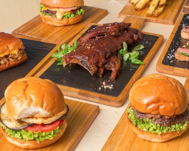 Nicolai, King Rolls şi Atelierul de Tarte, în topul restaurantelor din Bucureşti preferate de utilizatorii Uber Eats 