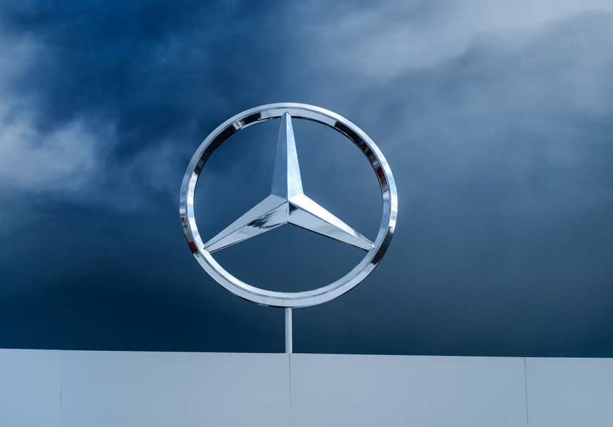 Grupul chinez BAIC vrea să cumpere o participaţie de până la 5% la Daimler - surse
