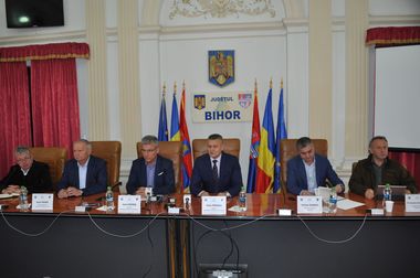 Ministerul Apelor şi Pădurilor anunţă investiţii de 52,84 milioane lei în judeţul Bihor