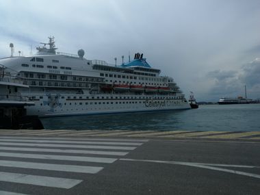 Buru, Celestyal Cruises: Croazierele nu mai sunt un lux, piaţa este în continuă creştere. Este cea mai complexă industrie