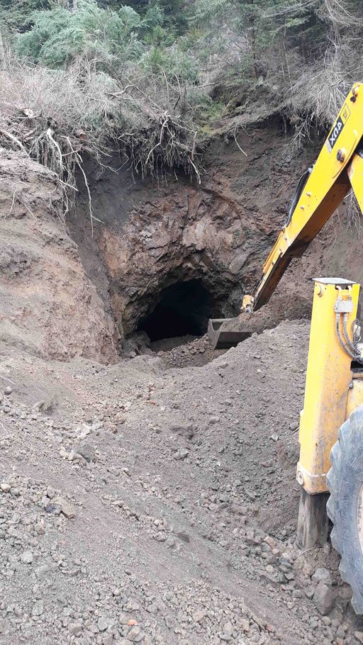 Ministerul Economiei: S-a reuşit, în premieră după 1989, redeschiderea activităţii miniere la un obiectiv închis şi ecologizat
