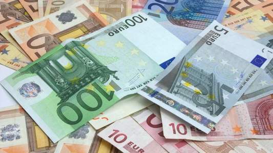 PwC: Valoarea ofertelor publice iniţiale lansate pe pieţele de capital din Europa a scăzut cu 47% în primul semestru, la 12,1 miliarde euro