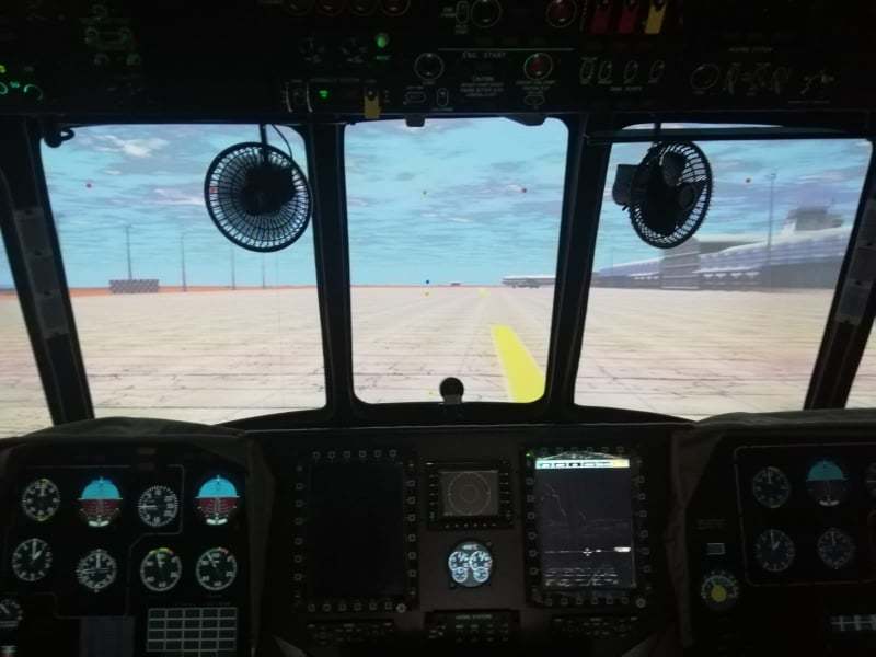 Compania românească Simultec a produs un nou simulator de zbor, de câteva milioane de euro, ce va fi exportat in străinătate