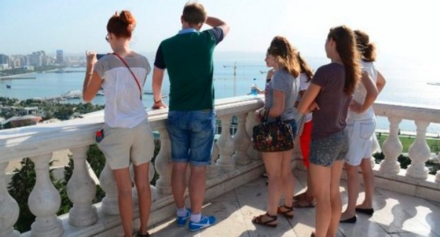 Asociaţia de Turism din Azerbaidjan sfătuieşte turiştii să fie mai atenţi când aleg agenţiile de turism

