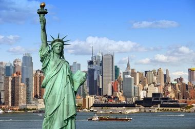 Touroperator: Vânzările de vacanţe către mileniali au crescut cu 12%, iar 80% dintre tinerii între 20 şi 40 de ani preferă circuitele pe continentul american

