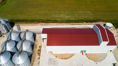Producătorul de carne Premium Porc Group deschide o a treia fabrică de nutreţuri combinate în România, în urma unei investiţii de 3,4 milioane de euro