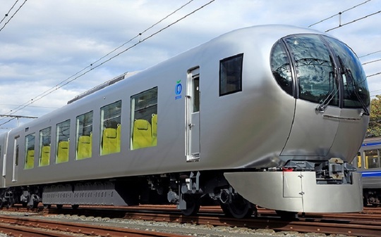 Japonia La Tokyo Circulă Un Tren Uimitor Numit News Ro