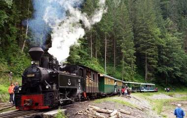 Ministerul Turismului vrea să modifice Masterplanul investiţiilor în turism pentru a putea aloca fonduri şi pentru dezvoltarea reţelei de peşteri turistice, pentru reţele de tip ”mocăniţa” şi pentru investiţii în acvarii