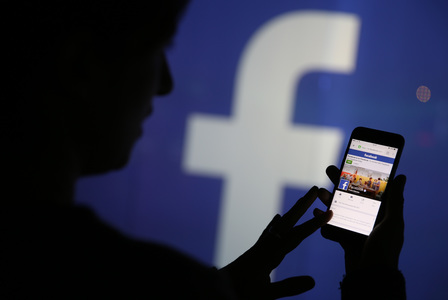Facebook a început să testeze ascunderea numărul de like-uri