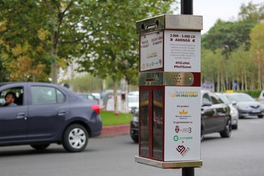 În sectorul 3 vor fi montate 300 de scrumiere în locurile aglomerate. Primarul Robert Negoiţă anunţă că amenzile pentru nerespectarea curăţeniei sunt între 2.000-5.000 lei