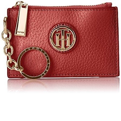 Tommy Hilfiger a deschis în Bucureşti primul său magazin de accesorii din România