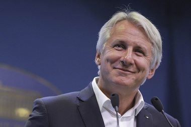 Teodorovici anunţă adoptarea HG prin care distribuie 1,4 miliarde lei pentru aprope 1.600 de localităţi. ”Mai departe, nu pot să vă spun, nu pot să garantez” - VIDEO