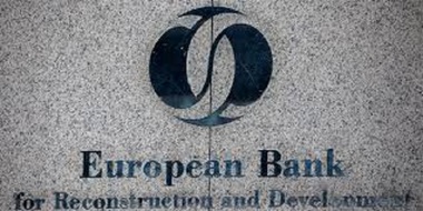 BERD a îmbunătăţit estimarea de creştere a economiei României pentru acest an cu 0,8 puncte procentuale, la 4%; deficitul bugetar va depăşi 3% din PIB