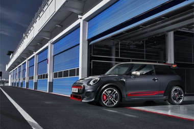 Grupul BMW lansează cel mai puternic MINI din istorie - FOTO