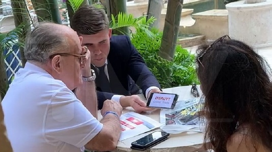 Giuliani, surprins la o întâlnire cu şeful de origine ucraineană al unei de companii de transport şi tehnologie din  - VIDEO