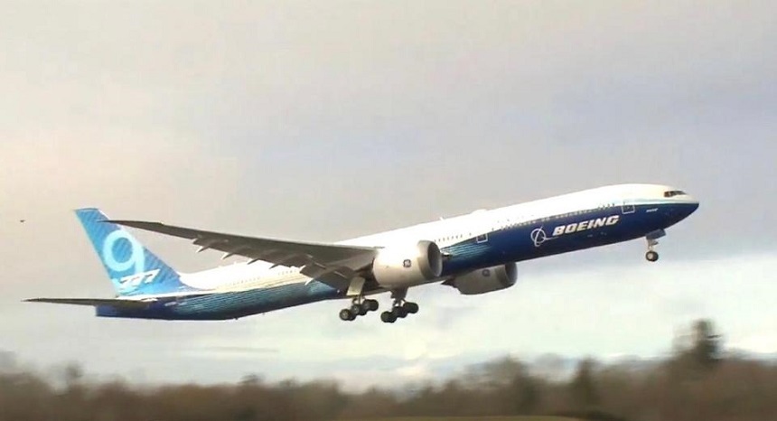Boeing a efectuat zborul inaugural al noii aeronave 777X, cel mai mare avion comercial cu două motoare din lume - VIDEO