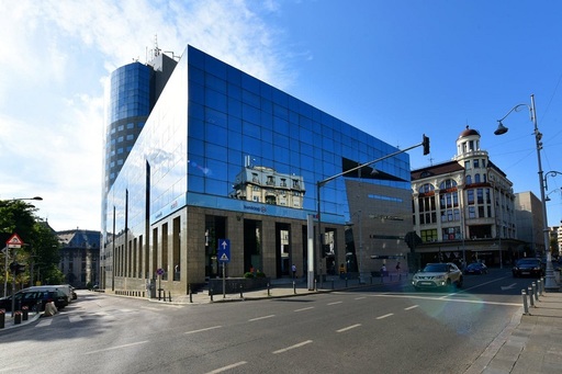 BCR, profit net în creştere cu 60% în primul trimestru, la 428,3 milioane lei. 22.000 de clienţi persoane fizice şi 1.000 de firme au solicitat amânarea la plată în contextul Covid-19