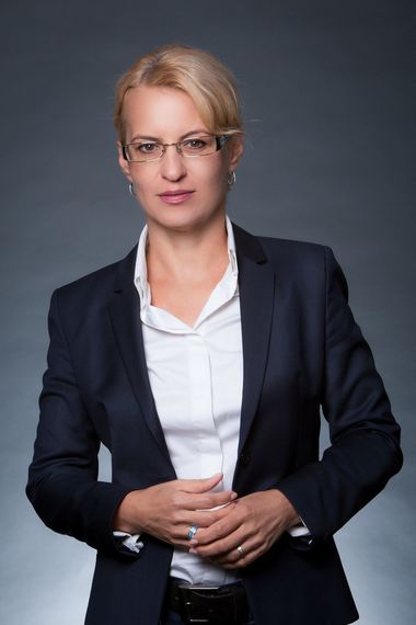 Medicul Iulia Ionescu preia conducerea Sanofi Romania şi Moldova 