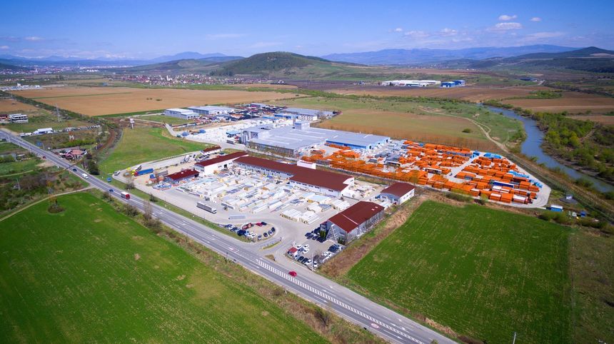 Producătorul de materiale de construcţii TeraPlast vinde divizia Steel, estimată la 410 milioane lei, către grupul irlandez Kingspan Group