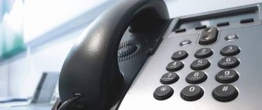 Autoritatea din Comunicaţii: Tariful maxim de terminare a apelurilor la puncte fixe scade cu 30%, de la 1 noiembrie 