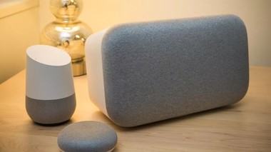 Google, prins că trage cu urechea prin intermediul difuzoarelor inteligente