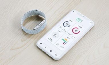 Amazon a lansat prima sa brăţară de fitness şi o aplicaţie, Halo, pentru a concura Apple şi Fitbit