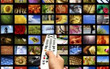 RAPORT: Valoarea industriei de media şi divertisment din România ar putea creşte în acest an cu numai 0,26%, la 2,613 miliarde euro