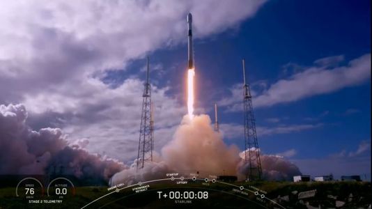 SpaceX şi Arianespace, selectate de Intelsat pentru lansarea a şapte sateliţi în următorii ani, contractele valorând în total 390 de milioane de dolari