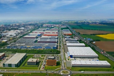 JLL a reprezentat compania de transport şi logistică SLS Cargo în închirierea a 15.500 mp de spaţii de depozitare în parcul multifuncţional P3 Bucharest A1