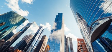 Financial Times: Valoarea proprietăţilor comerciale din SUA a scăzut cu 27% din cauza pandemiei de coronavirus
