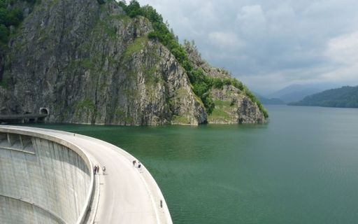 Hidroelectrica a modernizat şi a pus în funcţiune staţia de 110kV aferentă hidrocentralei Brădişor, investiţie de 5,4 milioane lei

