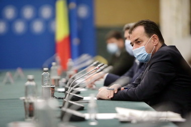 Guvernul va continua să plătească şomajul tehnic pentru angajaţi din industria HoReCa, în perioada în care activitatea este suspendată