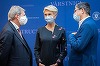 Raluca Turcan şi ministrul Marcel Boloş s-au întâlnit cu Johannes Hahn, comisarul european pentru buget şi administraţie. Vicepremierul: Suntem în grafic cu redactarea documentelor programatice aferente perspectivei financiare 2012-2027