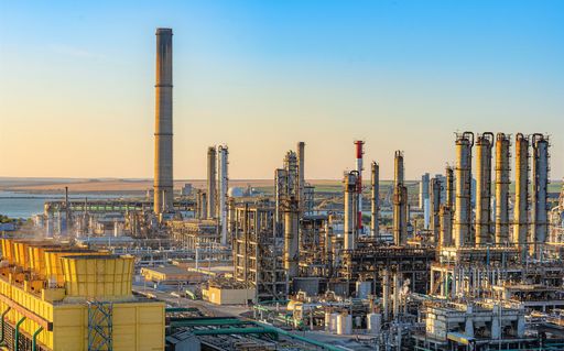 Rompetrol Rafinare şi-a accentuat pierderile de şase ori în primele nouă luni, la 156,18 milioane dolari