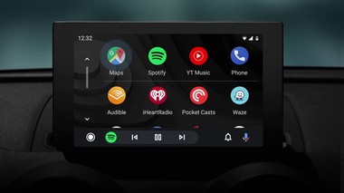 Android Auto, disponibil în România