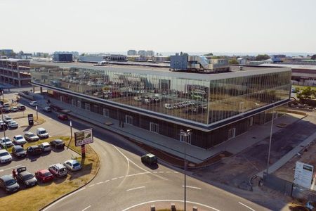 Catinvest deschide prima clădire de birouri de clasă A din Craiova, investiţie de 39 de milioane de euro