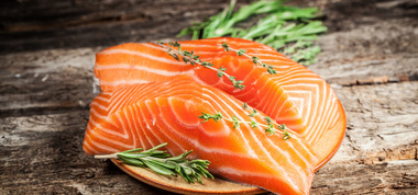 STUDIU: Circa 25% dintre români consumă de 2-3 ori mai mult peşte decât acum cinci ani. 5% dintre români consumă în prezent numai peşte şi niciun alt tip de carne
 
