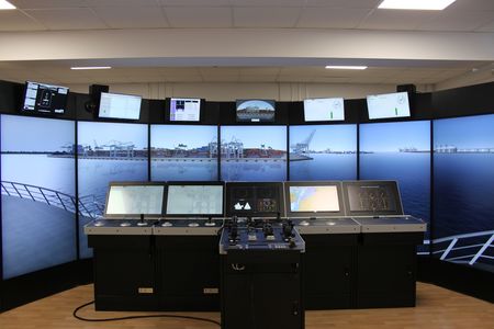 Centrul Român pentru Pregătirea şi Perfecţionarea Personalului din Transporturi Navale a cumpărat un simulatoar pentru industria offshore, investiţie de 3,36 milioane lei fără TVA