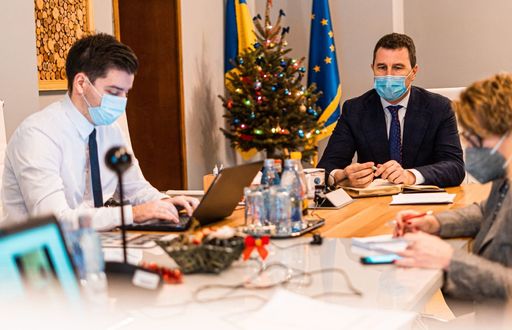 Ministerul Mediului anunţă că revizuieşte procedura de intervenţie în cazul creşterii concentraţiilor poluanţilor din aerul Capitalei şi din restul ţării