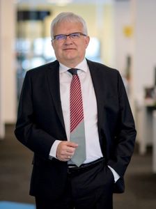 Globalworth, cel mai mare investitor de birouri din Europa Centrală şi de Est, îl numeşte pe Marian Popa director general pentru România