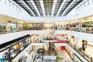 Spaţii pentru campania de vaccinare puse la dispoziţie în mall-uri din  Iaşi, Timişoara, Suceava şi Cluj-Napoca