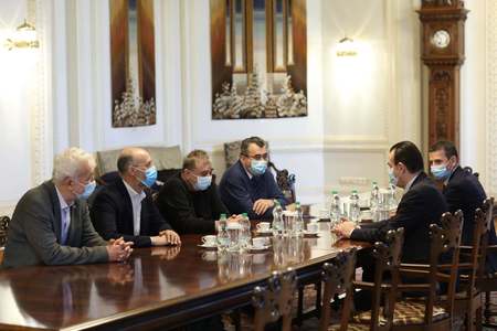 Ludovic Orban s-a întâlnit cu reprezentanţii societăţilor din industria alimentară: S-a conturat şi necesitatea combaterii evaziunii fiscale