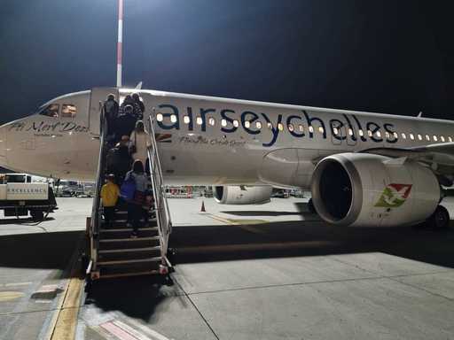 Air Seychelles a efectuat primul zbor direct de la Bucureşti / 162 de pasageri, majoritatea români, au aterizat pe Aeroportul Internaţional Seychelles din Pointe Larue

